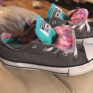 Girls All Star converse ! Brand new never worn.